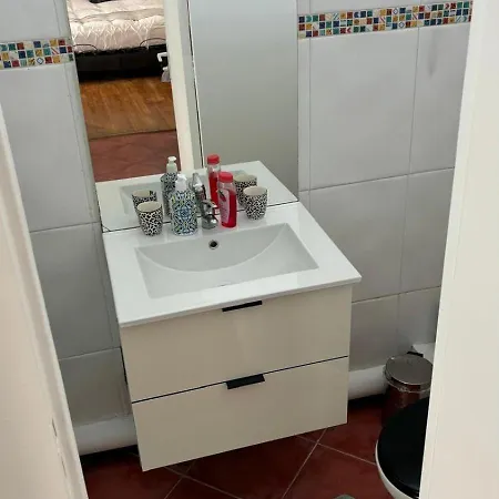 F2 Aux Porte De Paris - 4 Pers Apartman *